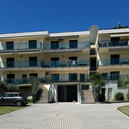 Vista Mare Apartment *